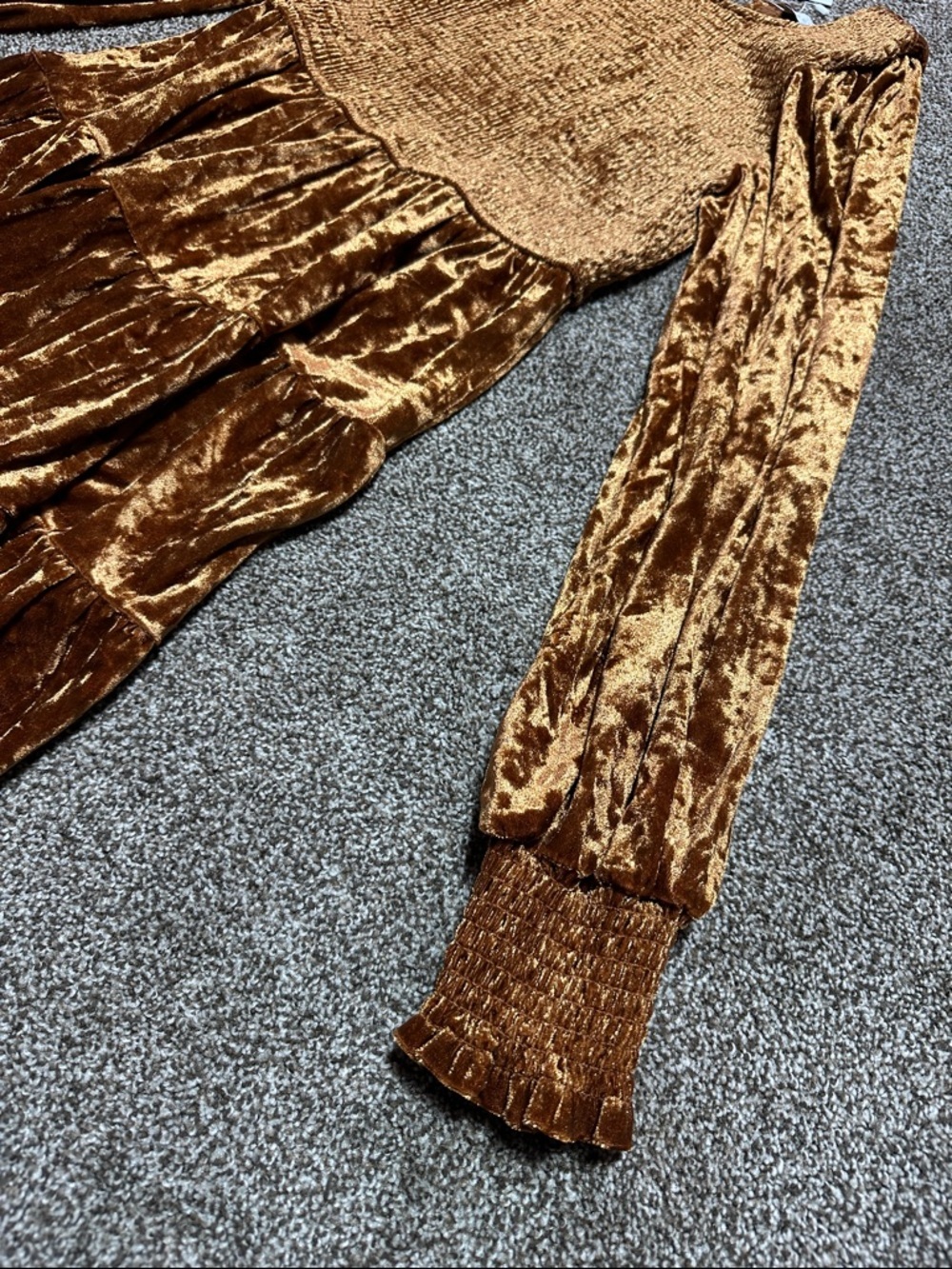Baltic born long sleeve copper velvet dress medium NWT - Picture 6 of 12